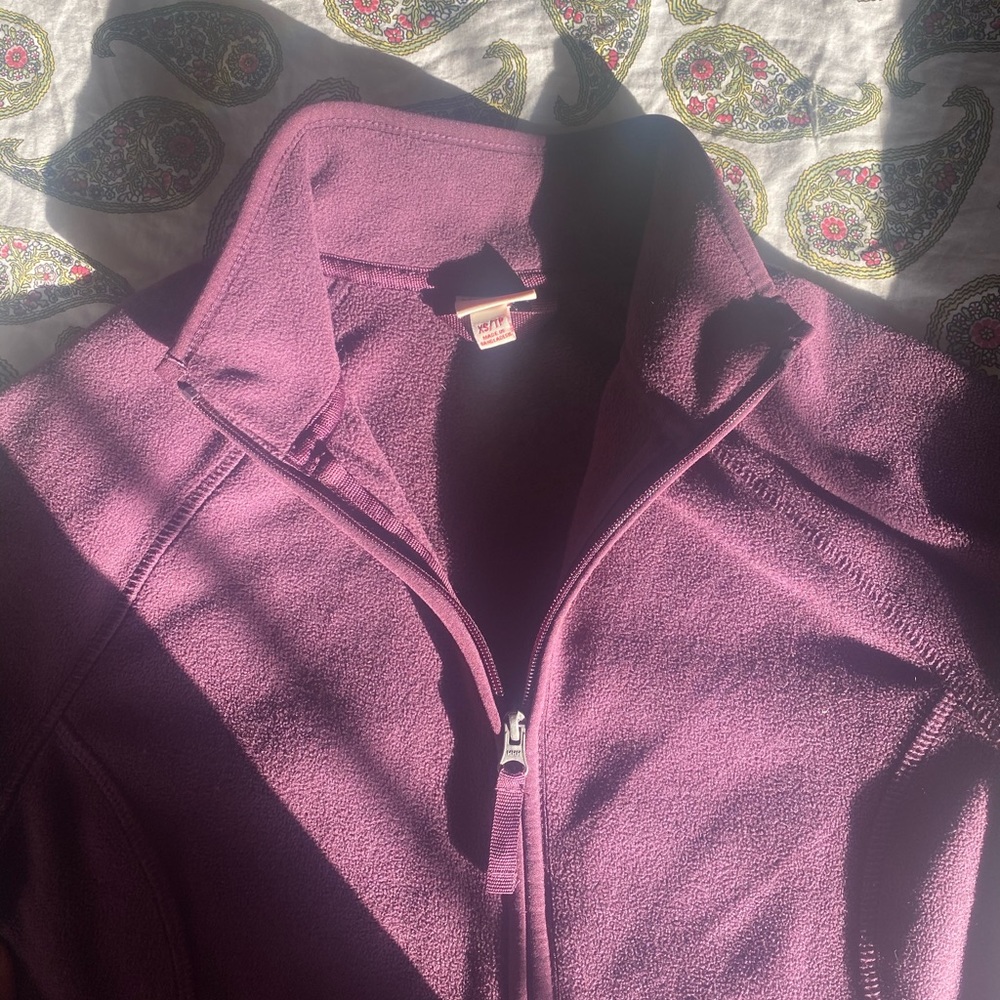 Maroon fleece